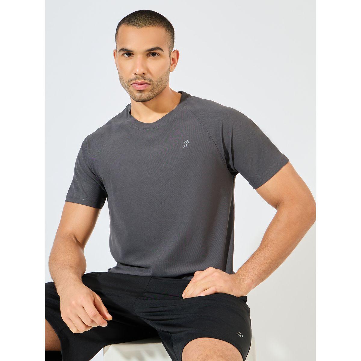 تيشيرت رياضي بتقنية كويك دراي مع قصة عادية-men-clothing-sportswearandactivewear-tshirtsandpolos-image-1