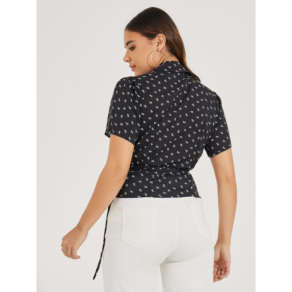 بلوزة بنمط لف وطبعات صغيرة مع ياقة بشق-women-clothing-shirtsandblouses-blouses-image-4