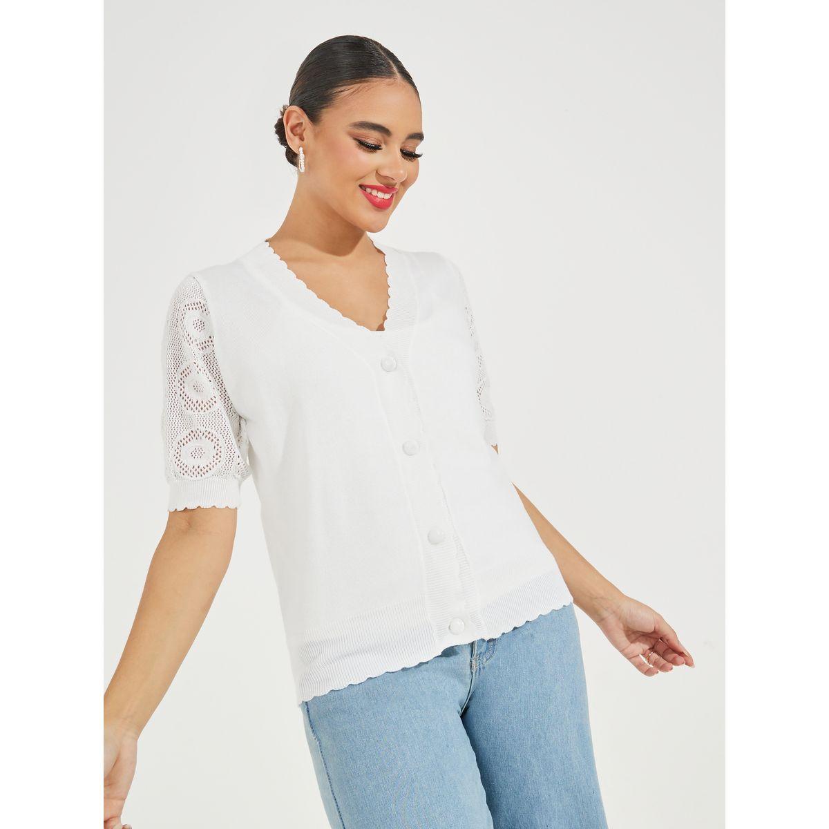 Styli Flat Knit Scallop Edge Buttoned Top-women-clothing-shirtsandblouses-blouses-image-1