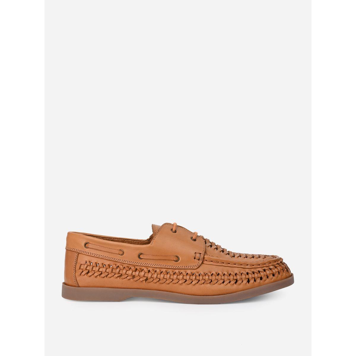 حذاء بجلد طبيعي ورباط غلق-men-shoes-loafersandmoccasins-image-1
