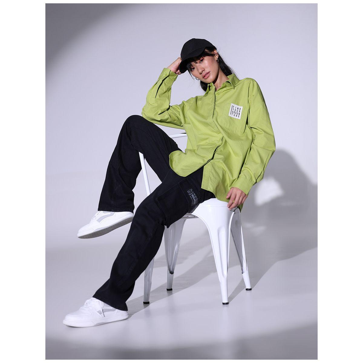 بلوزة فضفاضة بجيب مرقع مع شارة وازرار هابر هولم × ستايلي-women-clothing-shirtsandblouses-shirts-image-6