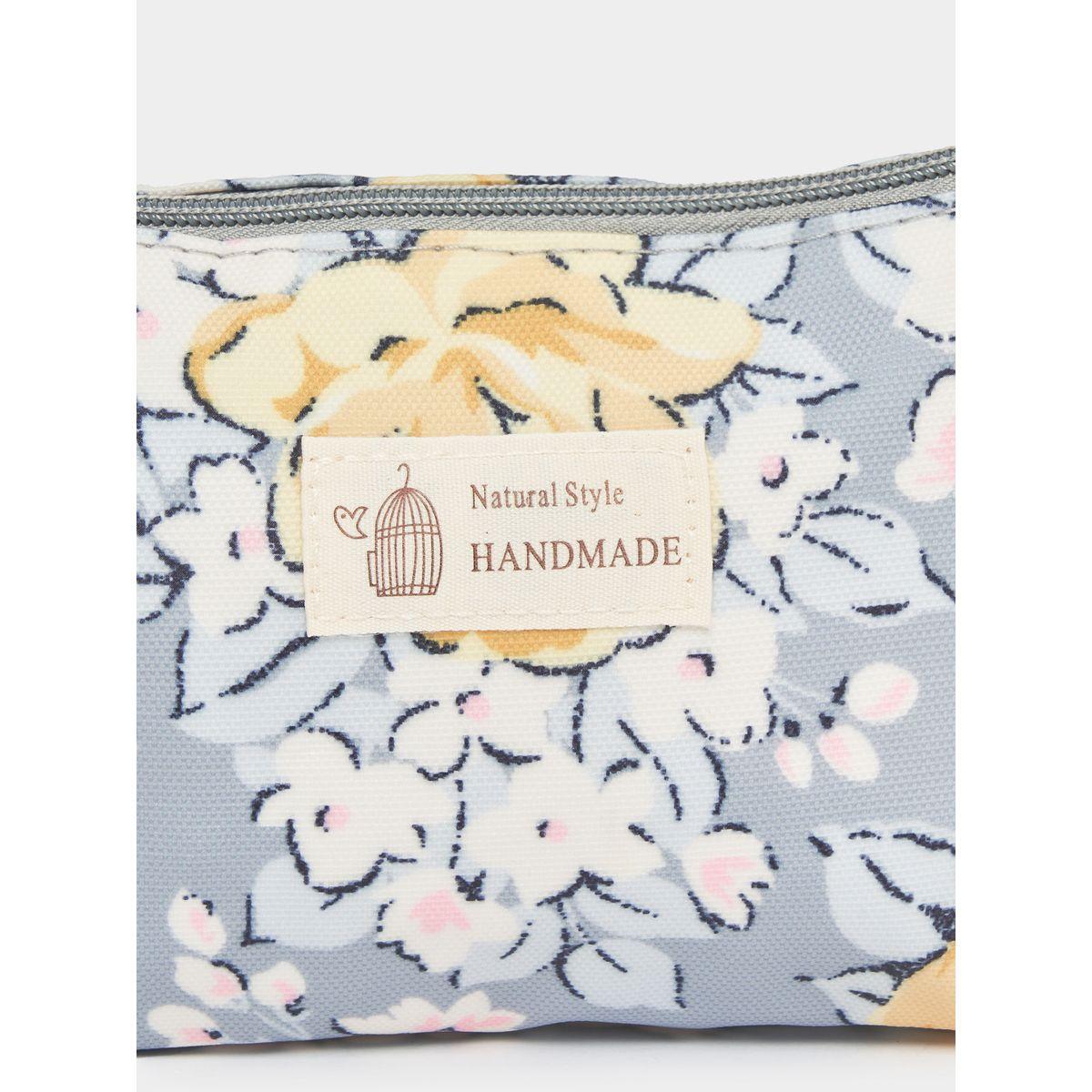 Styli Floral Print Washbag-travel-accessories-image-3