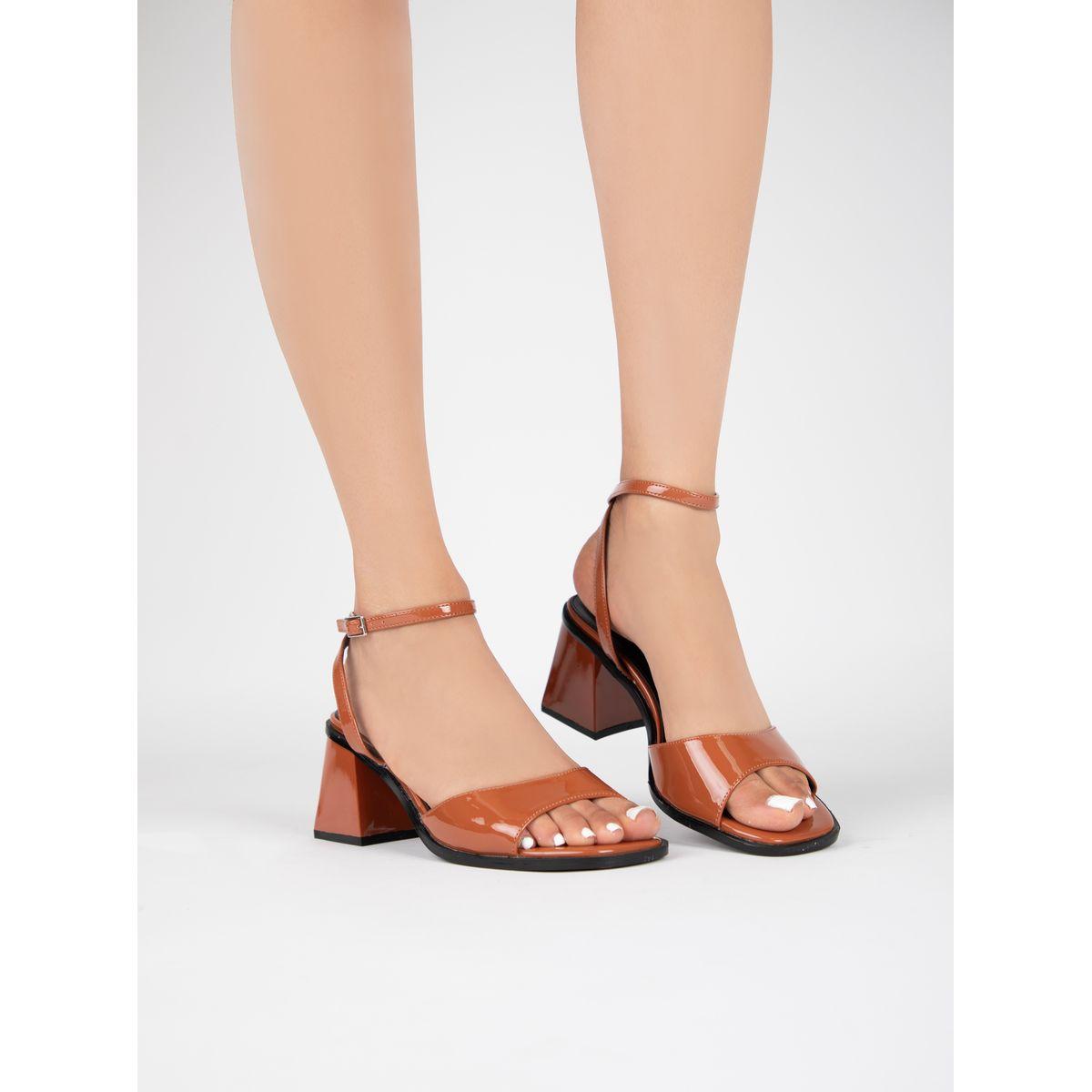 Raid X Styli  Solid Ankle Strap Block Heel Sandals-women-shoes-heels-image-3
