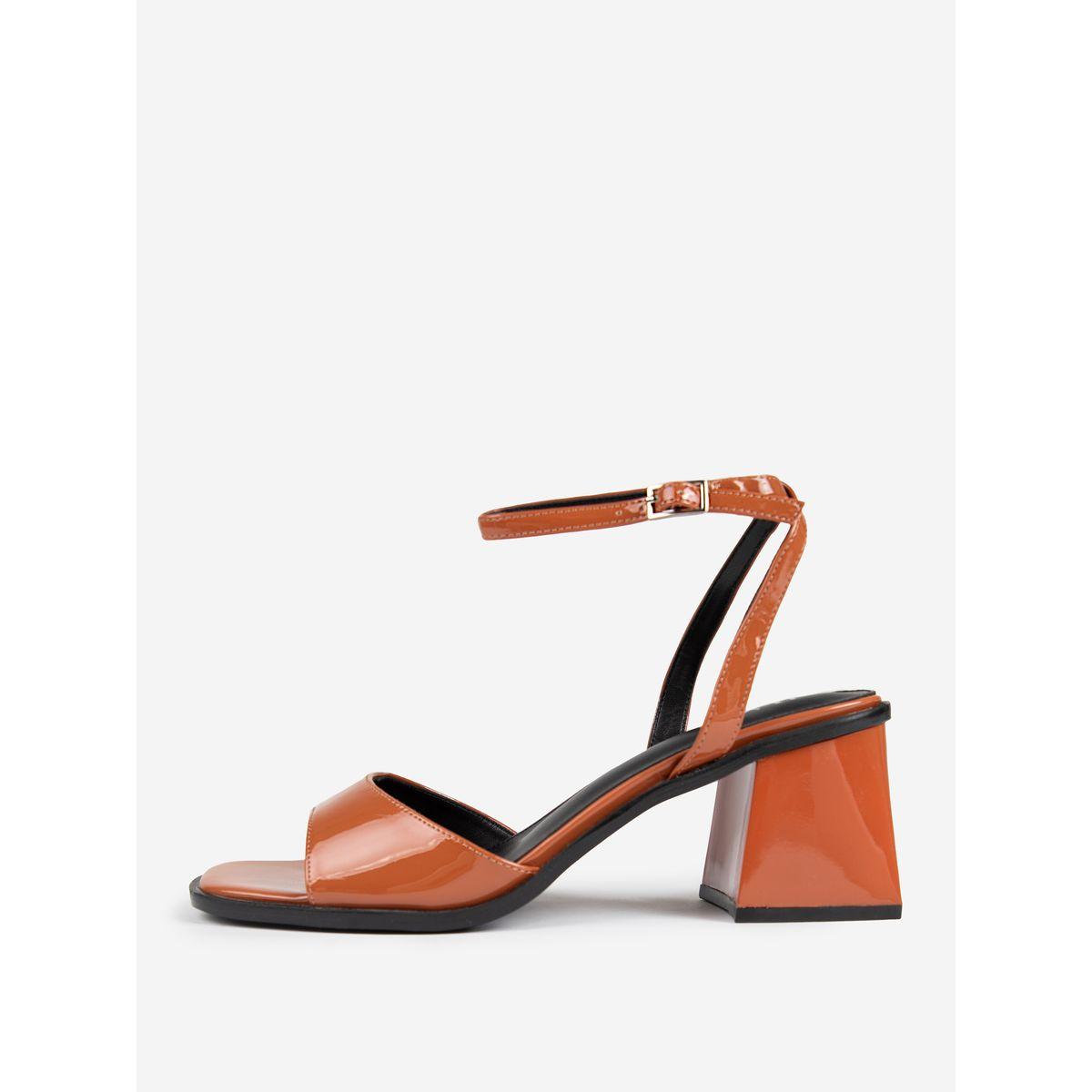 Raid X Styli  Solid Ankle Strap Block Heel Sandals-women-shoes-heels-image-4