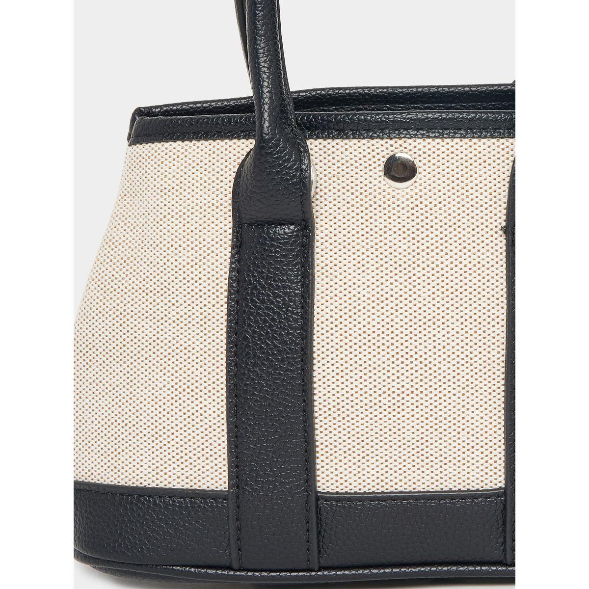 شنطة يد بتفاصيل بارزة الملمس-women-bagsandwallets-handbags-image-2