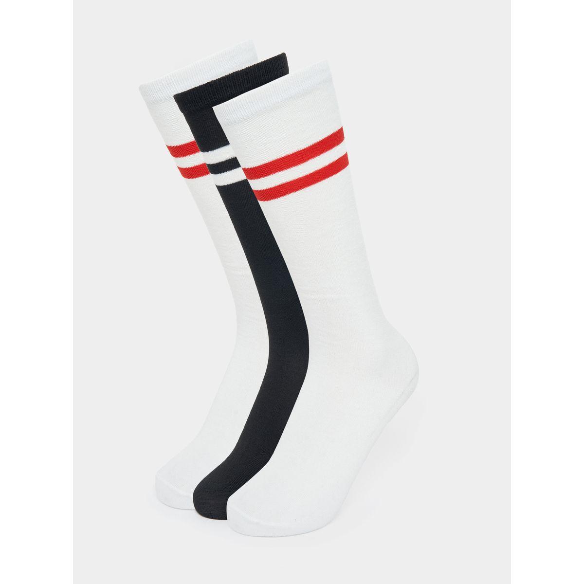 مجموعة من 3 جوارب عصرية-women-socksandstockings-image-1