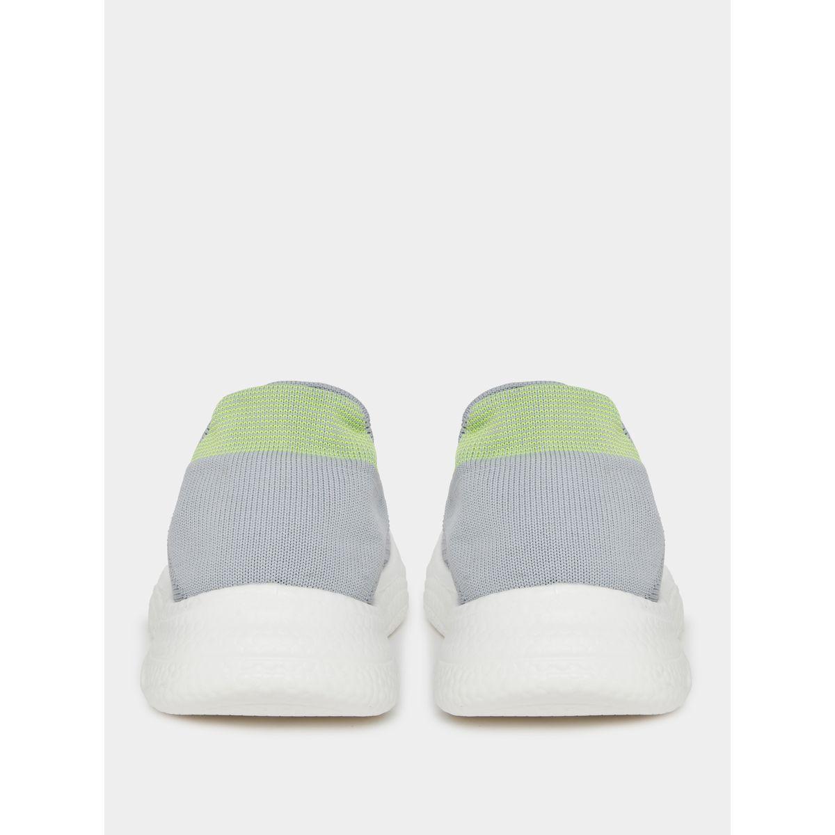 حذاء كاجوال محبوك مع تفاصيل بارزة الملمس-men-shoes-sneakers-image-4