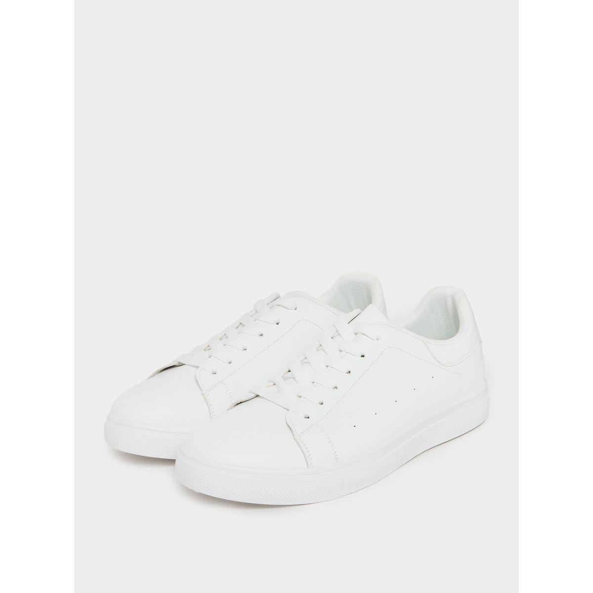 Styli Solid Lace Up Court Room Platform Sole Sneakers-men-shoes-sneakers-image-2