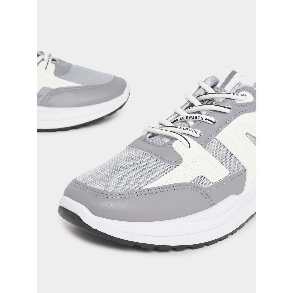 Styli Textured Platform Sole Lace Up Sneakers-men-shoes-sneakers-image-4