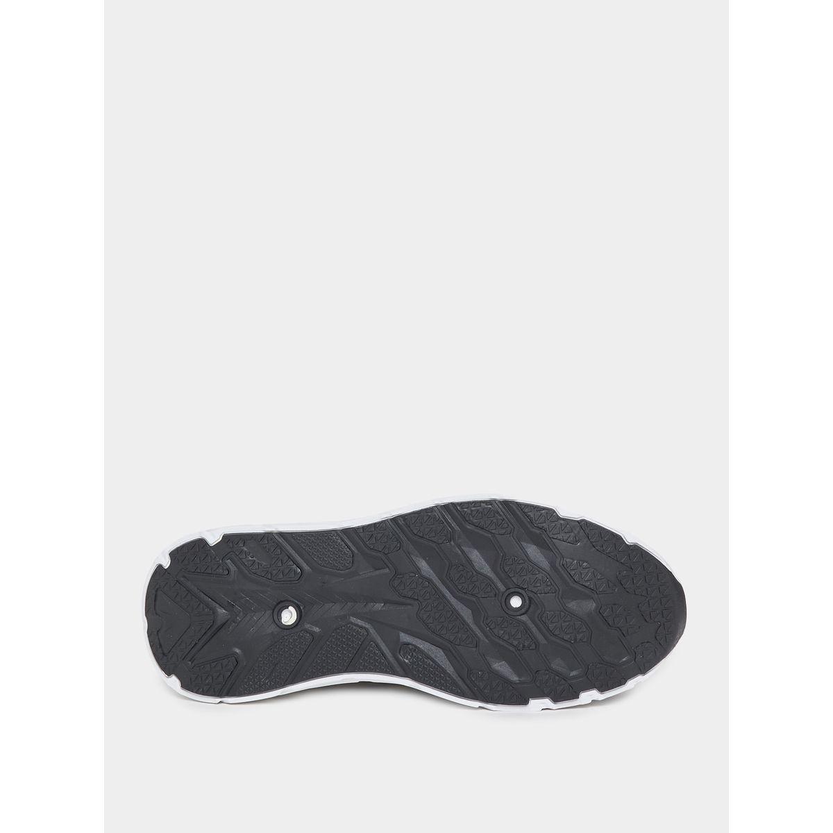 حذاء رياضي بنمط كتل الالوان مع رباط غلق-men-shoes-sneakers-image-5