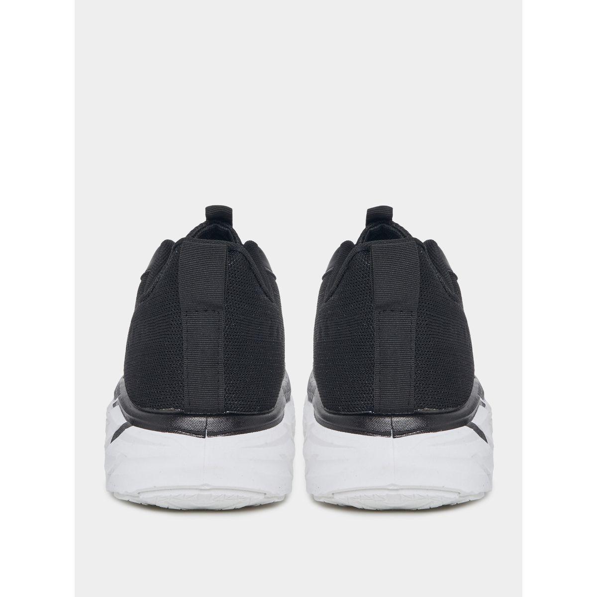 حذاء بتفاصيل بارزة الملمس مع رباط غلق-men-shoes-sneakers-image-4