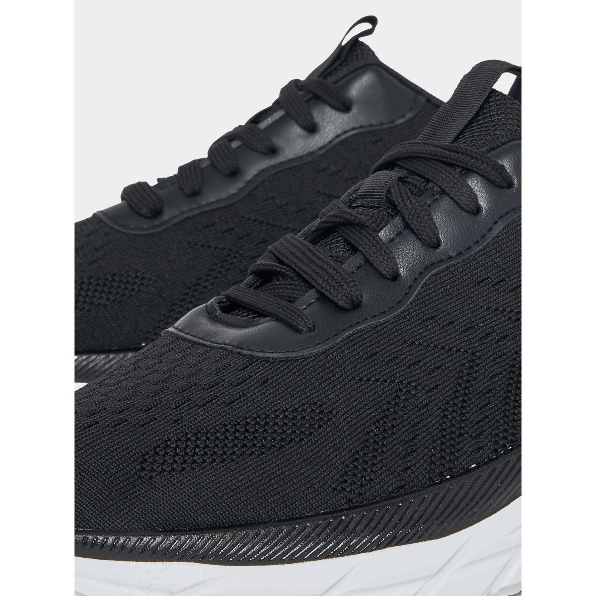 حذاء بتفاصيل بارزة الملمس مع رباط غلق-men-shoes-sneakers-image-5