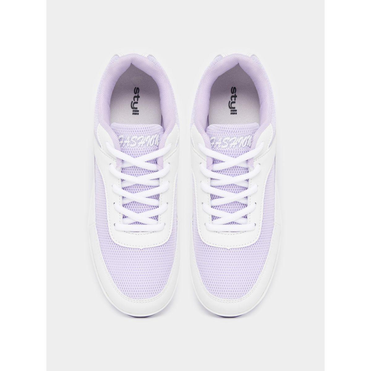 حذاء سنيكرز سادة بتفاصيل بارزة الملمس-women-shoes-sneakers-image-2