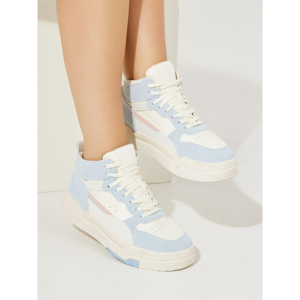 حذاء سنيكرز بتفاصيل مُتباينة-women-shoes-sneakers-image-1