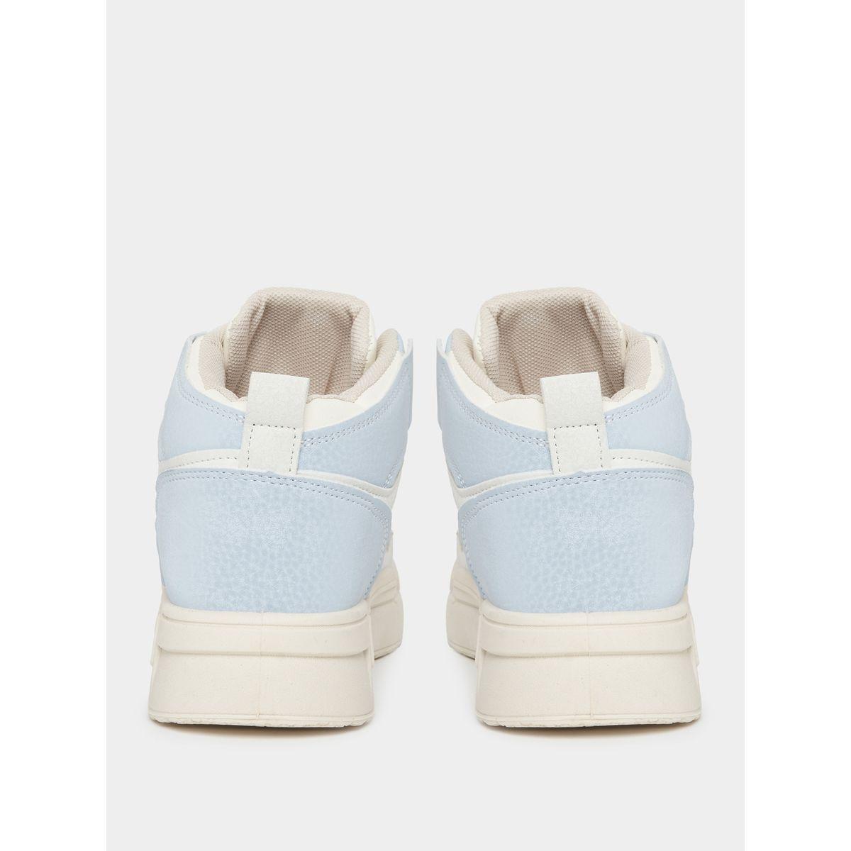 حذاء سنيكرز بتفاصيل مُتباينة-women-shoes-sneakers-image-4