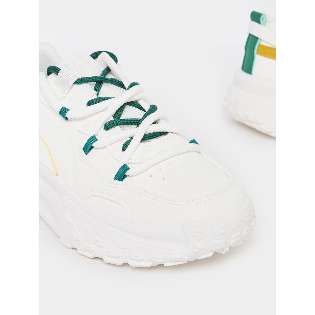 حذاء سنيكرز مزين بحلية مع رباط غلق-women-shoes-sneakers-image-3