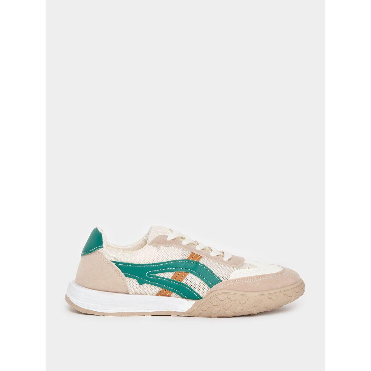 حذاء سنيكرز بتفاصيل مُتباينة مع رباط غلق-women-shoes-sneakers-image-1