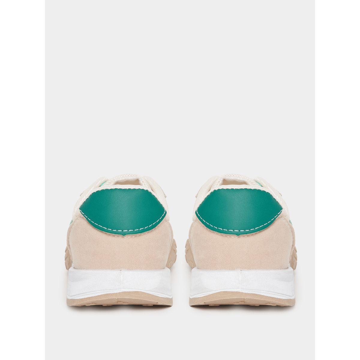 حذاء سنيكرز بتفاصيل مُتباينة مع رباط غلق-women-shoes-sneakers-image-4