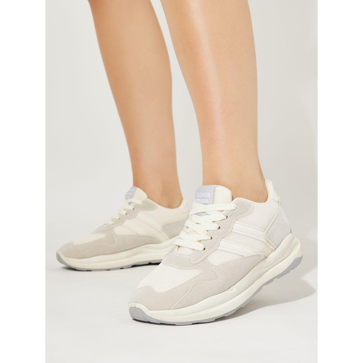 حذاء سنيكرز محبوك برباط غلق-women-shoes-sneakers-image-1