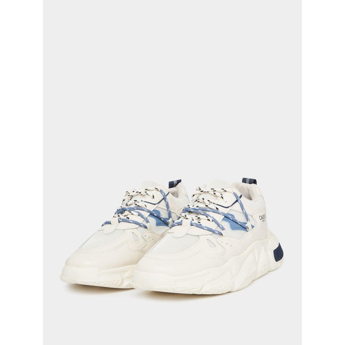 حذاء سنيكرز مزين باربطة مع رقبة منخفضة-men-shoes-sneakers-image-2