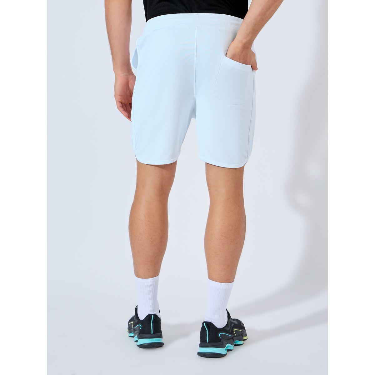 شورت ركوب الدراجات مزين بشارة-men-clothing-sportswearandactivewear-bottoms-shorts-image-5