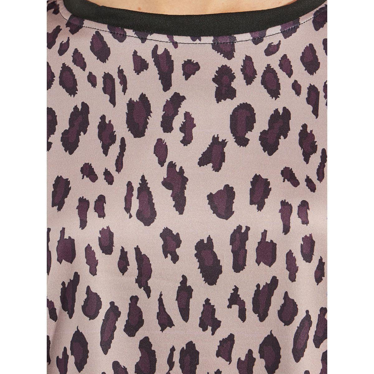 Styli Oversized Animal Print Drop-Shoulder T-Shirt-women-clothing-tshirts-image-4