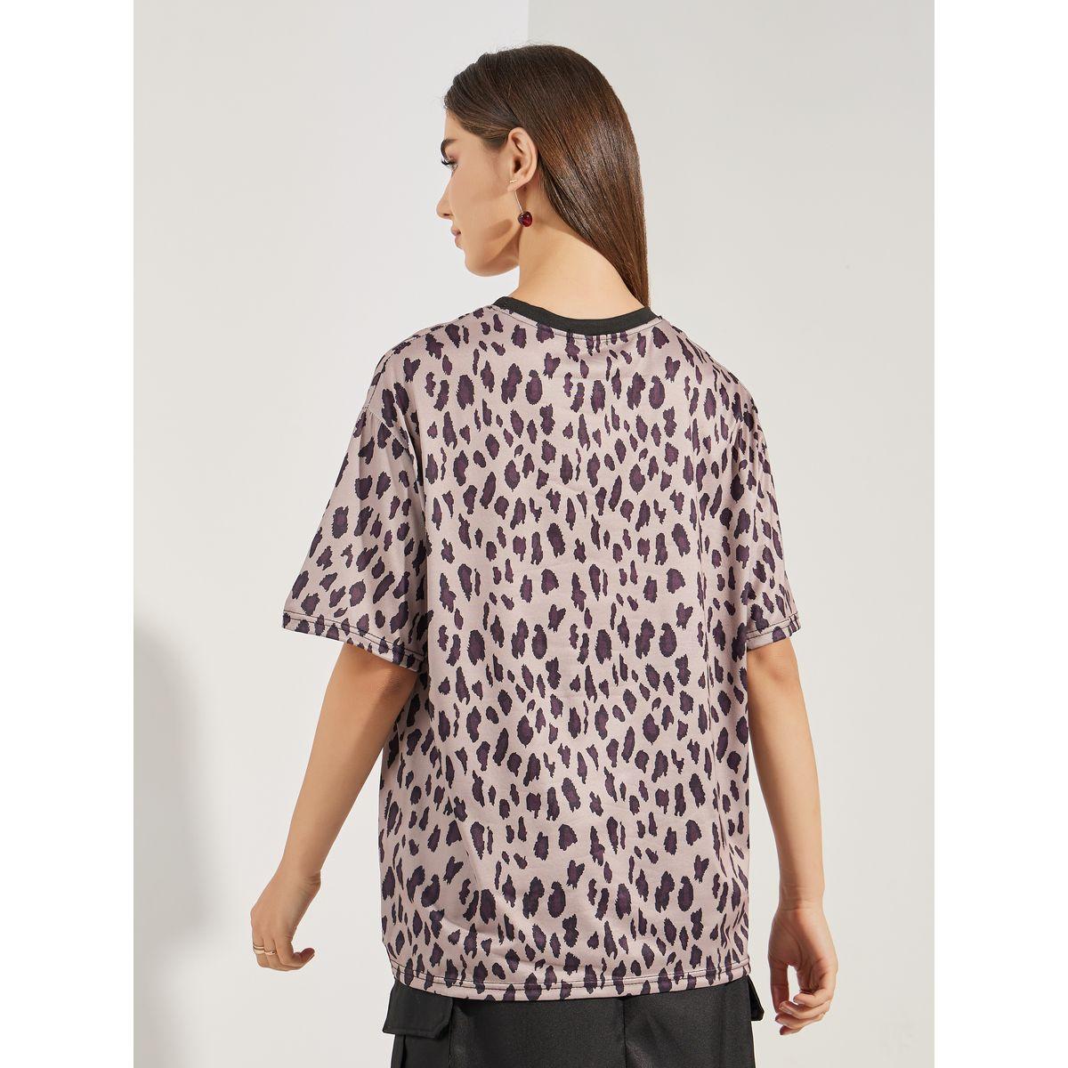 تيشيرت فضفاض باكتاف منخفضة واكمام قصيرة-women-clothing-tshirts-image-5