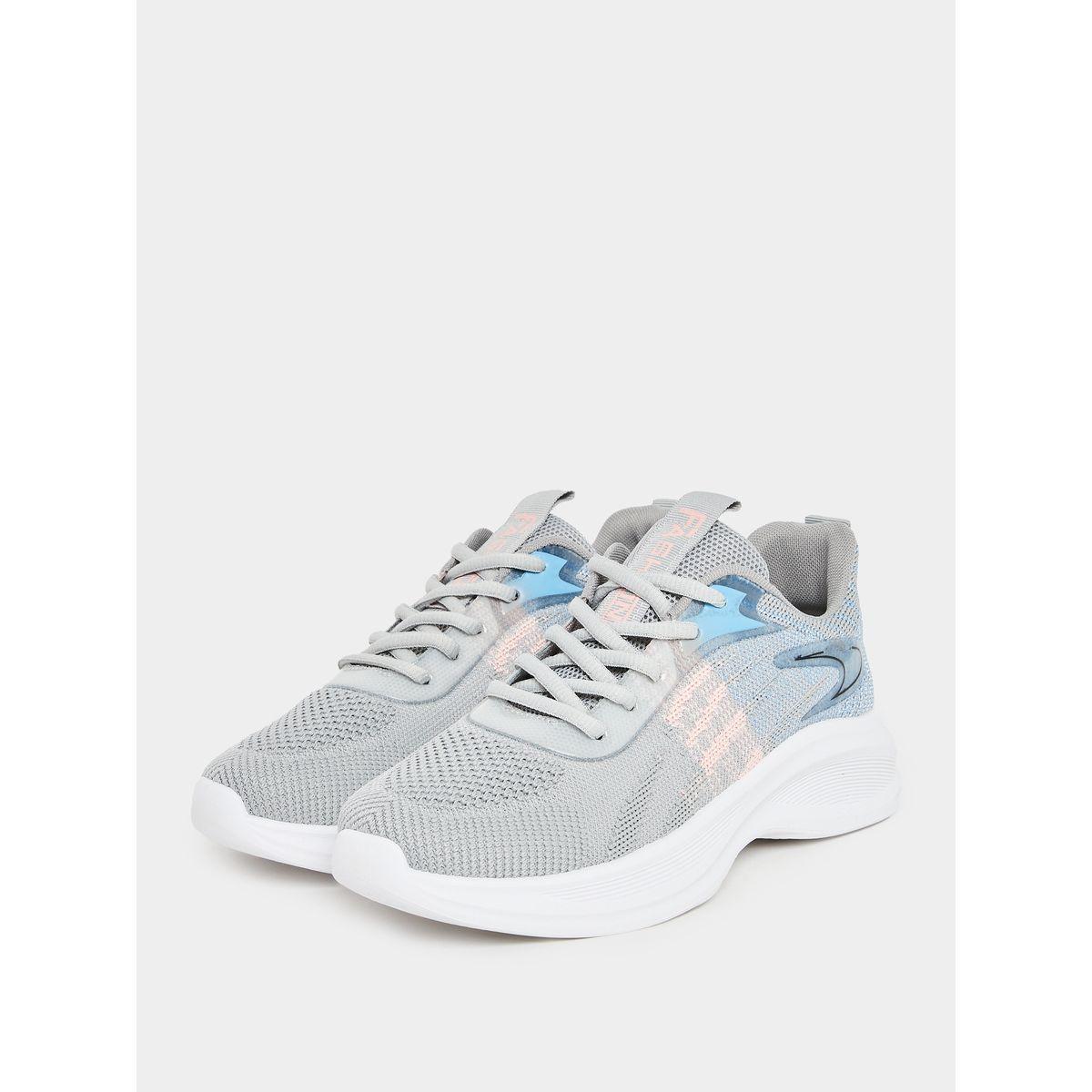 حذاء سنيكرز بتفاصيل شبكية ورباط غلق-women-shoes-sneakers-image-2