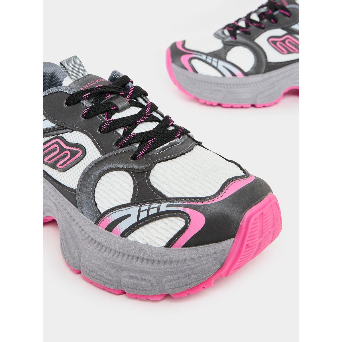 حذاء سنيكرز شانكي بتفاصيل شبكية-women-shoes-sneakers-image-3