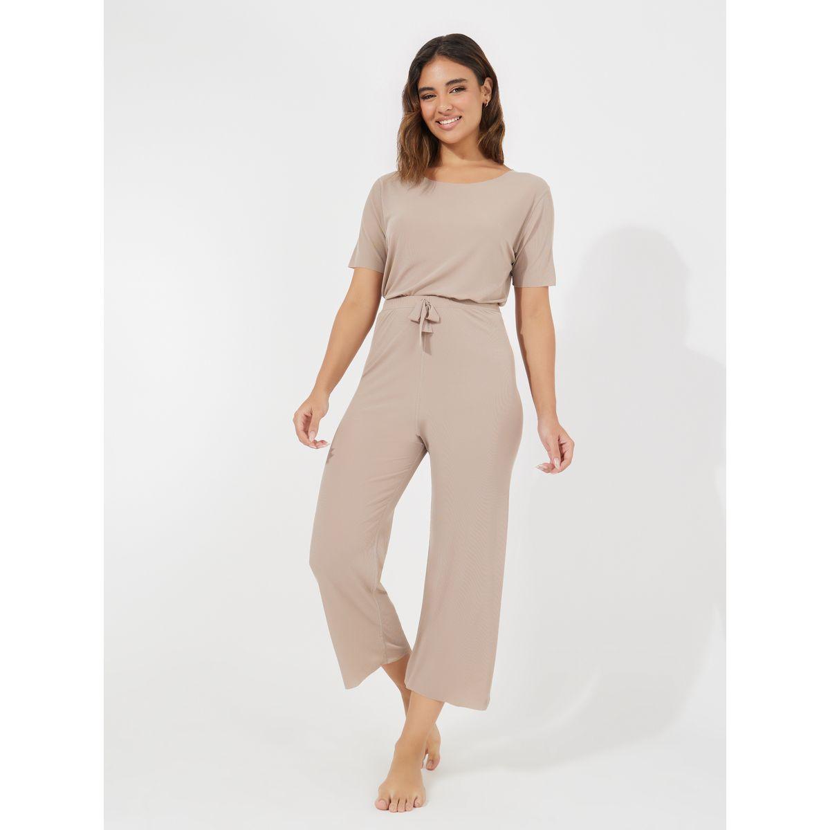 Styli Texture Seamless T-Shirt & Pyjama Set-women-clothing-nightwear-pyjamas-longsets-image-2