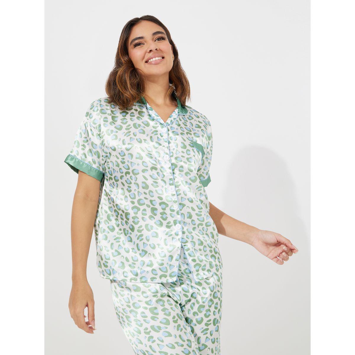 طقم من بنطال بيجاما مع بلوزة بطبعة حيوان وازرار-women-clothing-nightwear-pyjamas-longsets-image-3