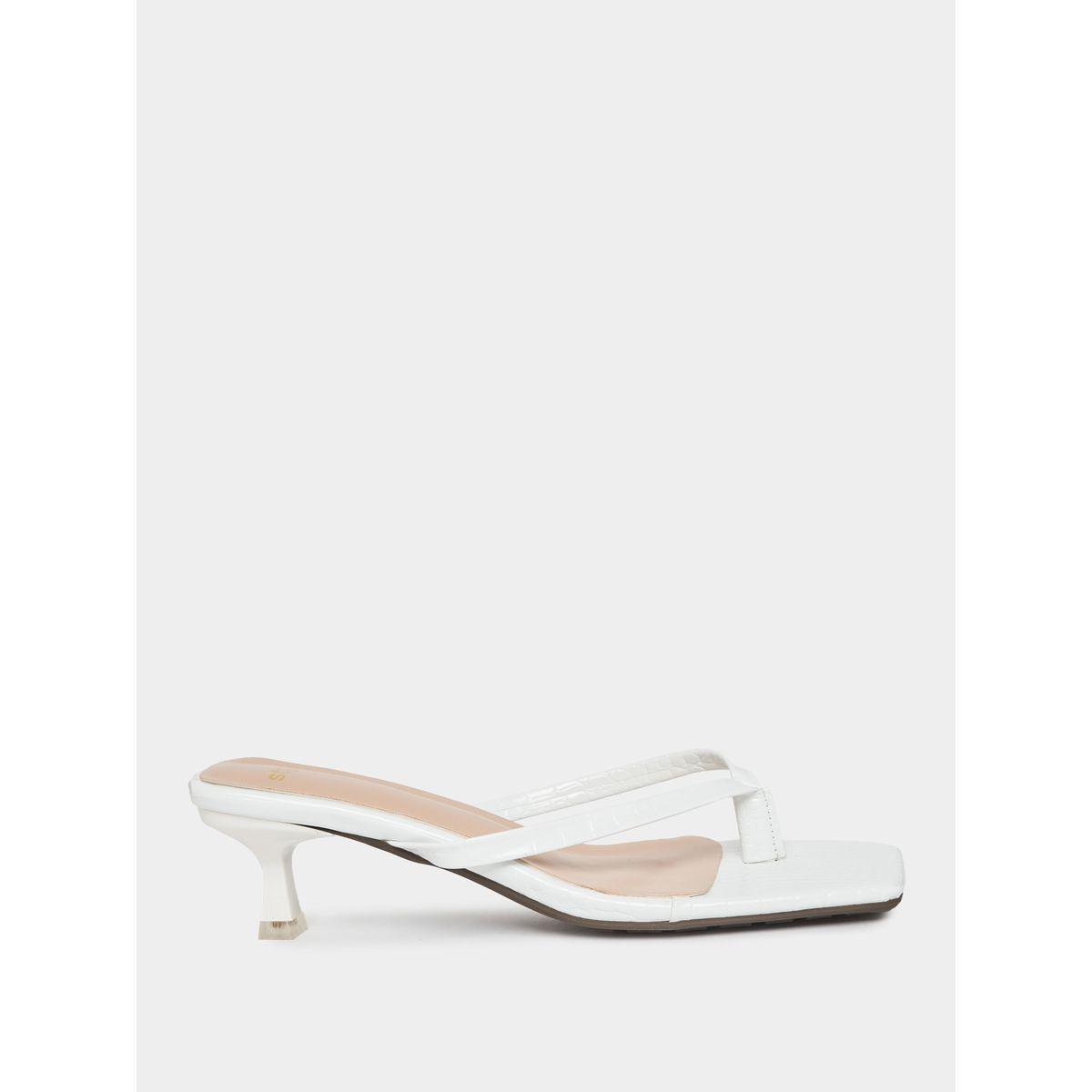 صندل سادة مع سير بنمط ثونغ-women-shoes-heels-image-3