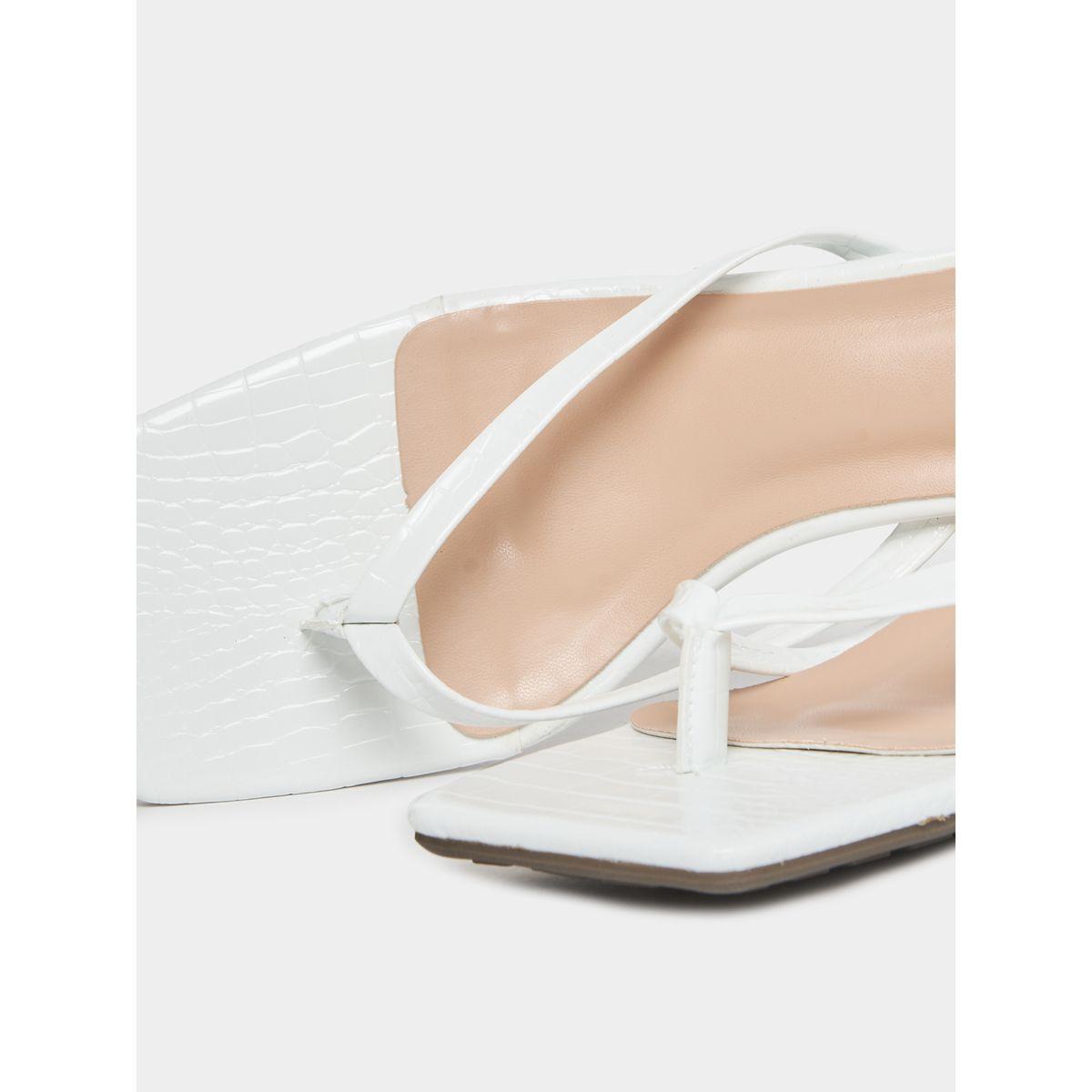 Styli Plain Thong Strap Sandals-women-shoes-heels-image-5