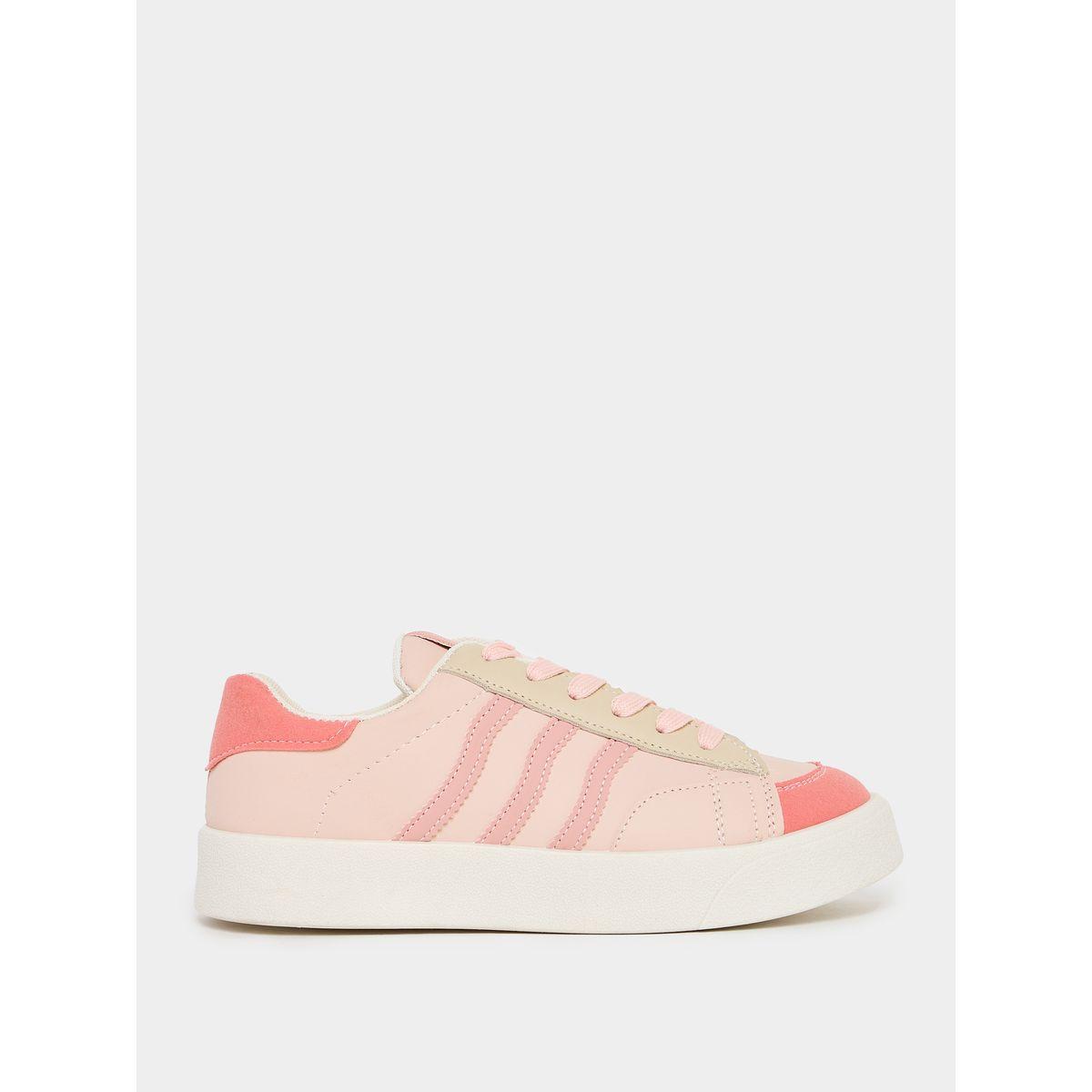 حذاء سنيكرز سكاتر برباط غلق-women-shoes-sneakers-image-1