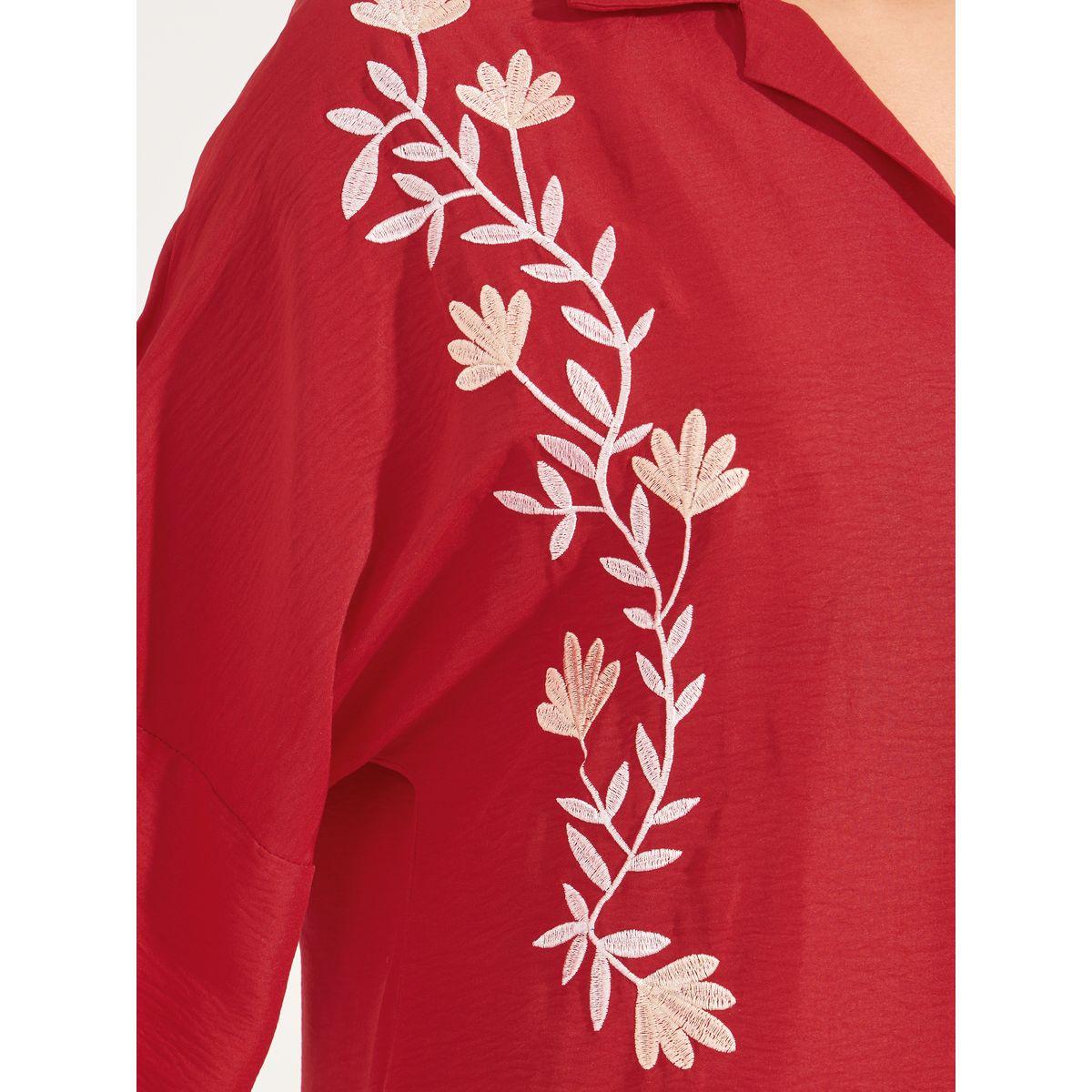 Styli Embroidery Detail Collared Jalabiya-women-arabicclothing-jalabiyas-image-3