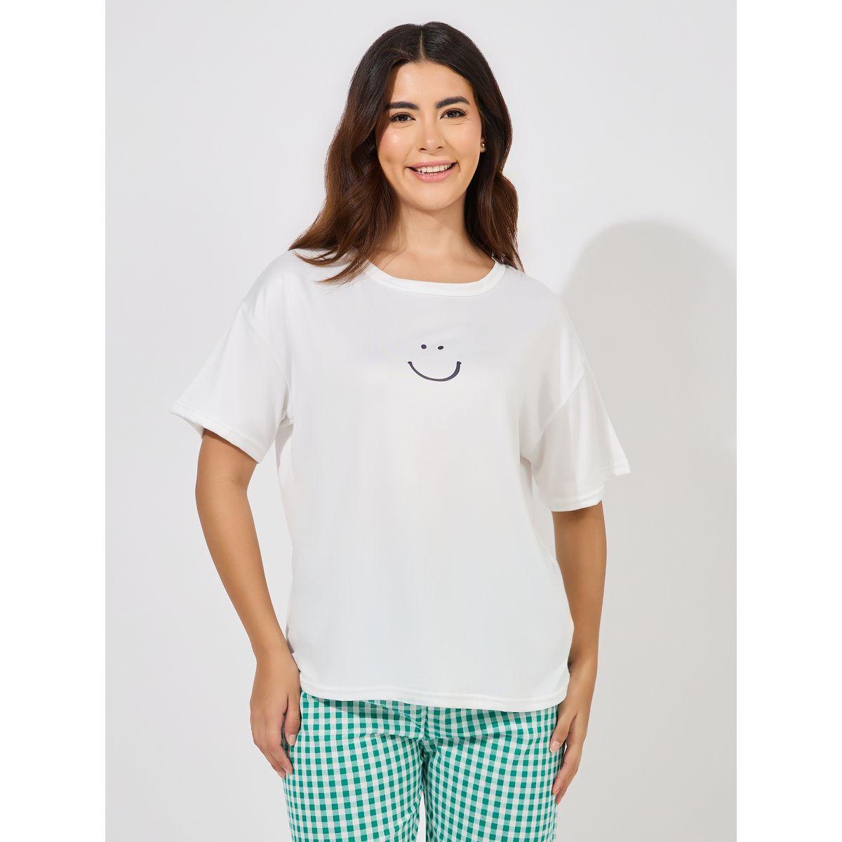 Styli Graphic Print T-Shirt & Checked Pyjama Set-women-clothing-nightwear-pyjamas-longsets-image-2