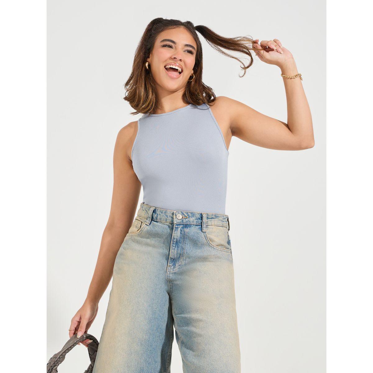 بودي سوت سادة بتفاصيل مضلعة وياقة دائرية-women-clothing-tshirts-image-3