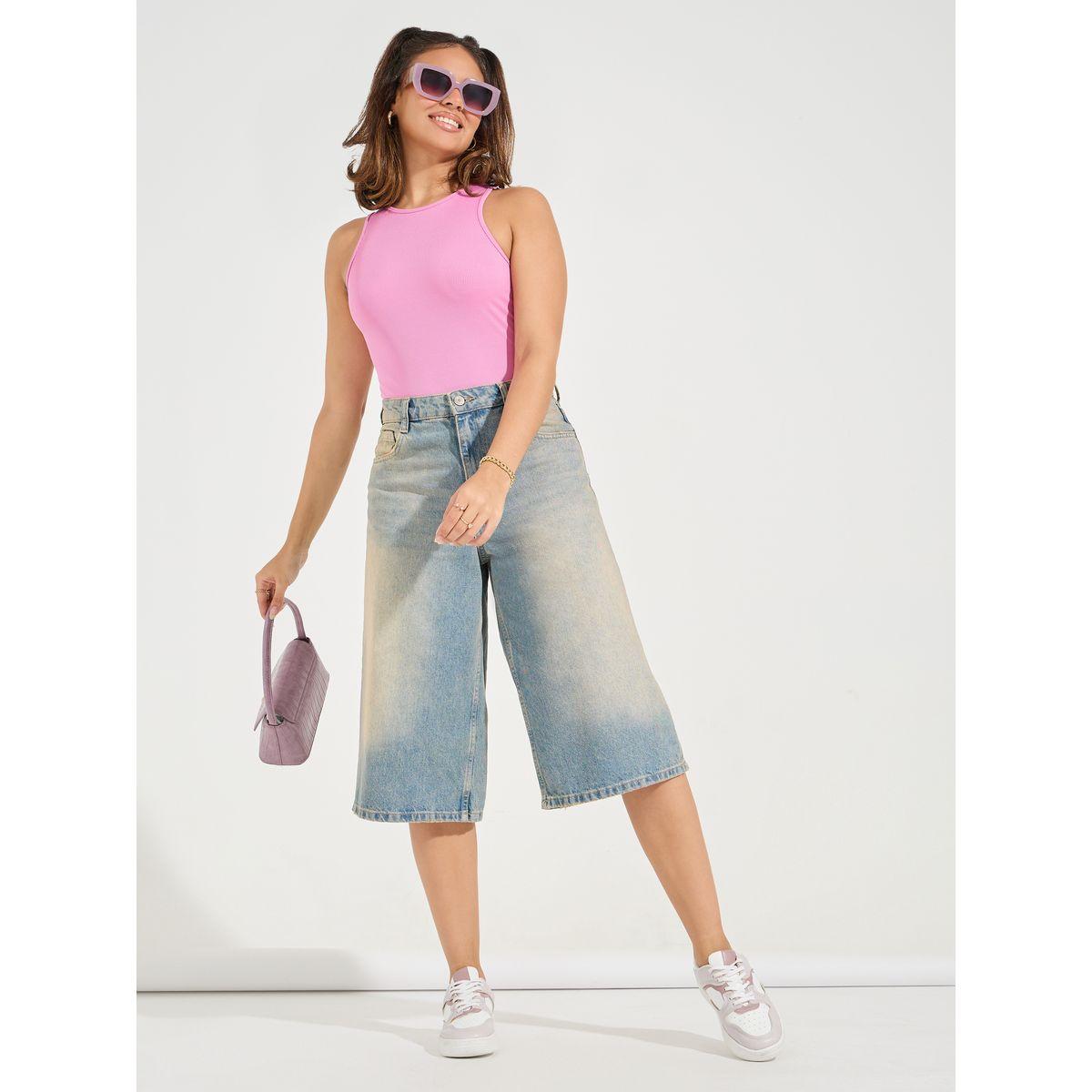 بودي سوت سادة بتفاصيل مضلعة وياقة دائرية-women-clothing-tshirts-image-2