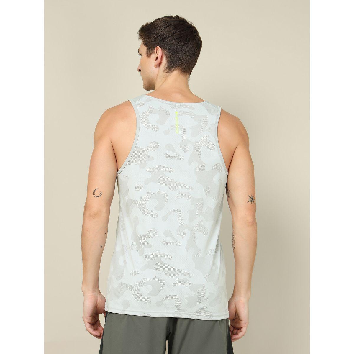 تيشيرت كت بنمط كاموفلاج وياقة سكوب تكنوسبورت × ستايلي-men-clothing-sportswearandactivewear-tshirtsandpolos-image-3