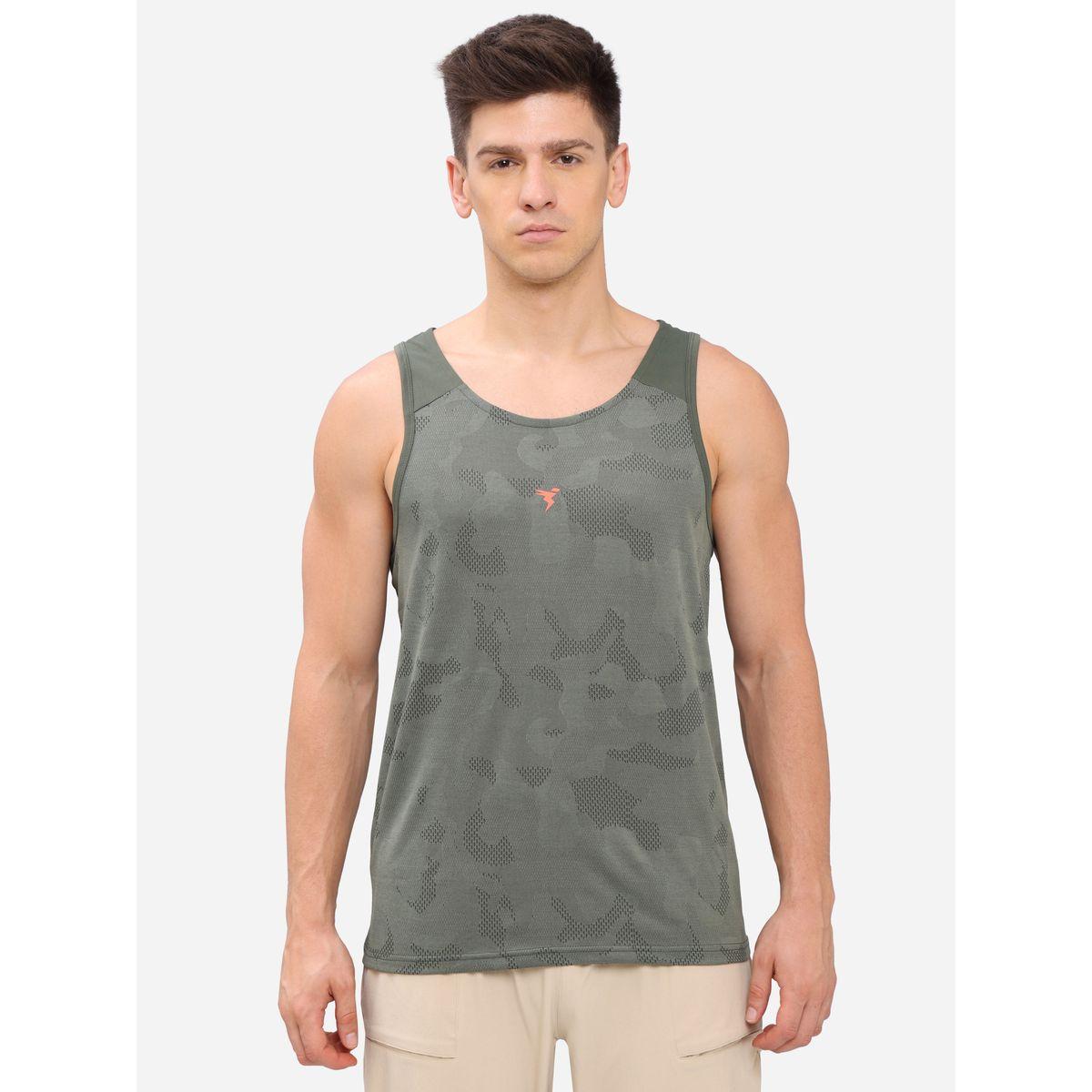 تيشيرت كت بنمط كاموفلاج وياقة سكوب تكنوسبورت × ستايلي-men-clothing-sportswearandactivewear-tshirtsandpolos-image-1