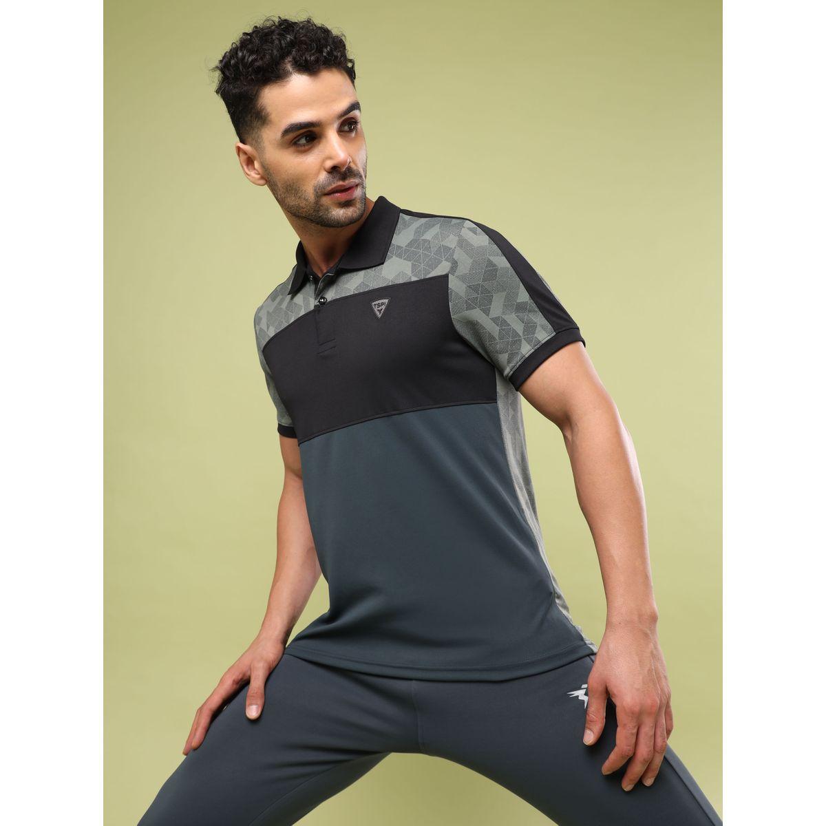تيشيرت بياقة بولو وقصة سليم فت تكنوسبورت × ستايلي-men-clothing-sportswearandactivewear-tshirtsandpolos-image-1