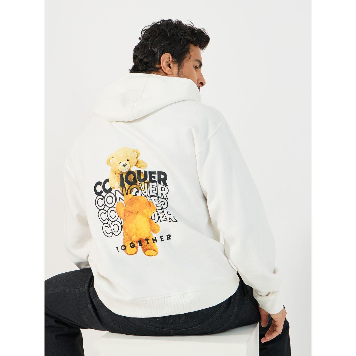 هودي بقصة مريحة وطبعة جرافيك-men-winterwear-hoodiesandsweatshirts-image-1
