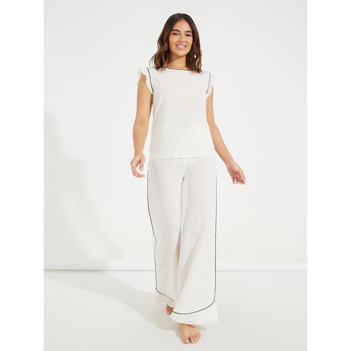 طقم من بنطال بيجاما مع تيشيرت بحافة كشكش-women-clothing-nightwear-pyjamas-longsets-image-2