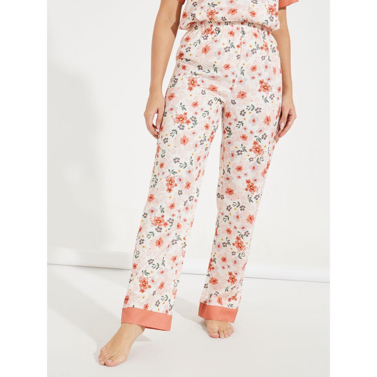 Styli Unwind Floral & Contrast Edge Shirt & Pyjama Set-women-clothing-nightwear-pyjamas-longsets-image-5