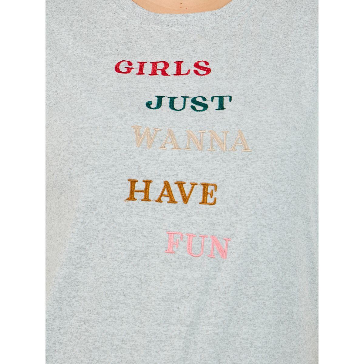 Styli Unwind Plus Size Embroidered Slogan T-Shirt & Cuffed Pyjama Set-women-clothing-nightwear-pyjamas-longsets-image-3