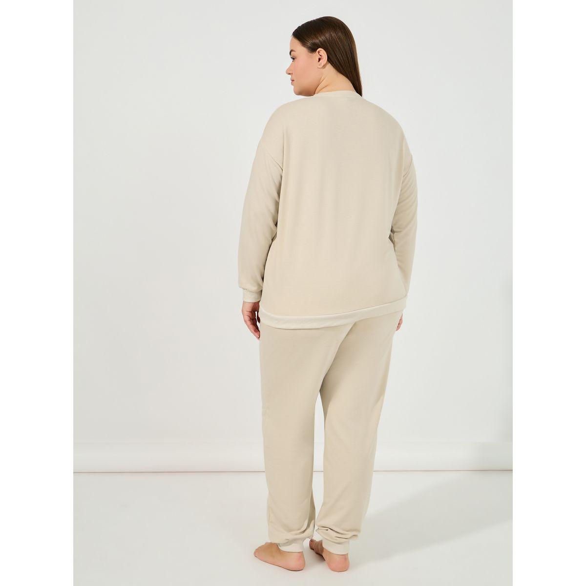 Styli Unwind Plus Size Overthinking Slogan Sweatshirt & Jogger Lounge Set-women-clothing-nightwear-pyjamas-longsets-image-4