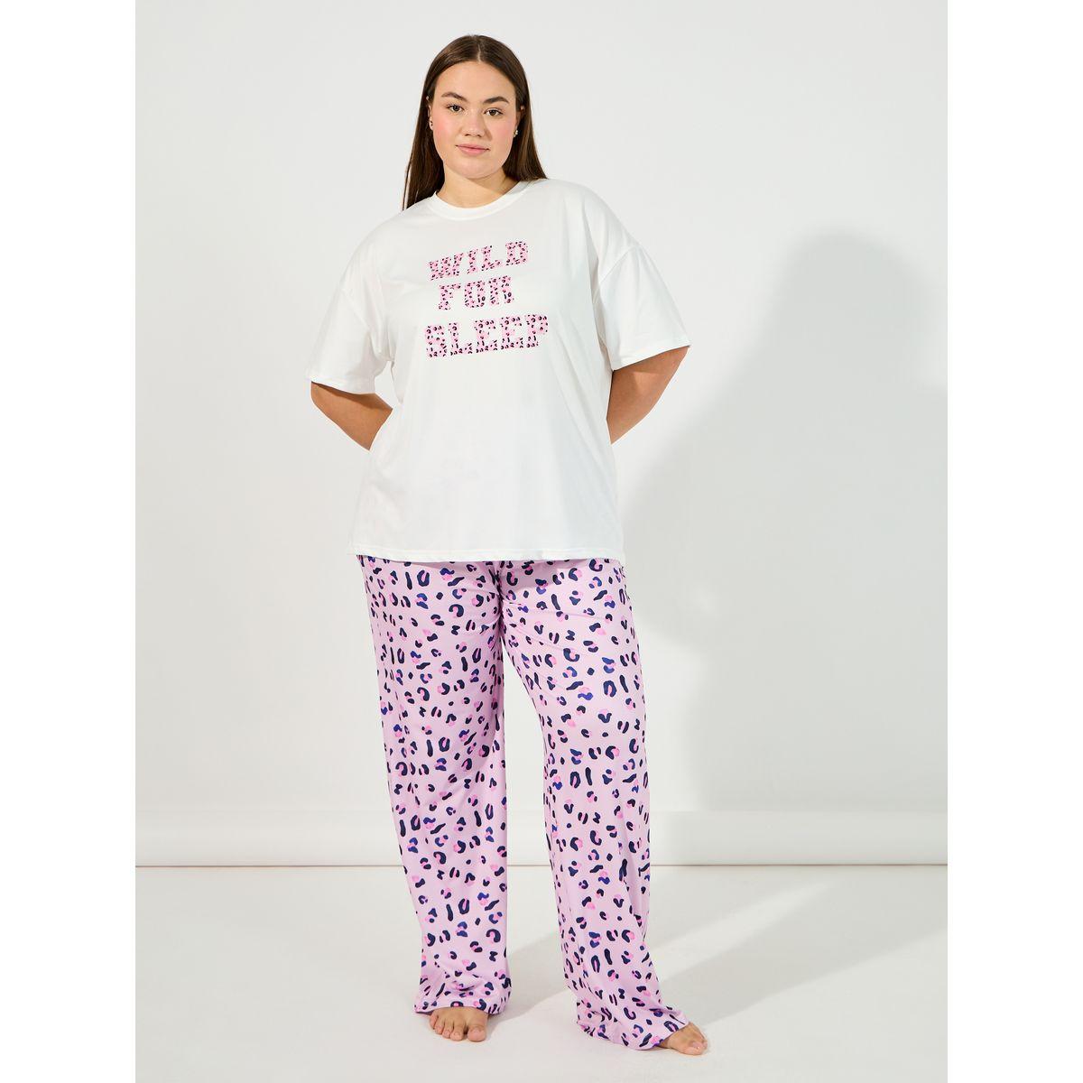 Styli Unwind Plus Size Wild For Sleep Animal Print T-Shirt & Pyjama Set-women-clothing-nightwear-pyjamas-longsets-image-1