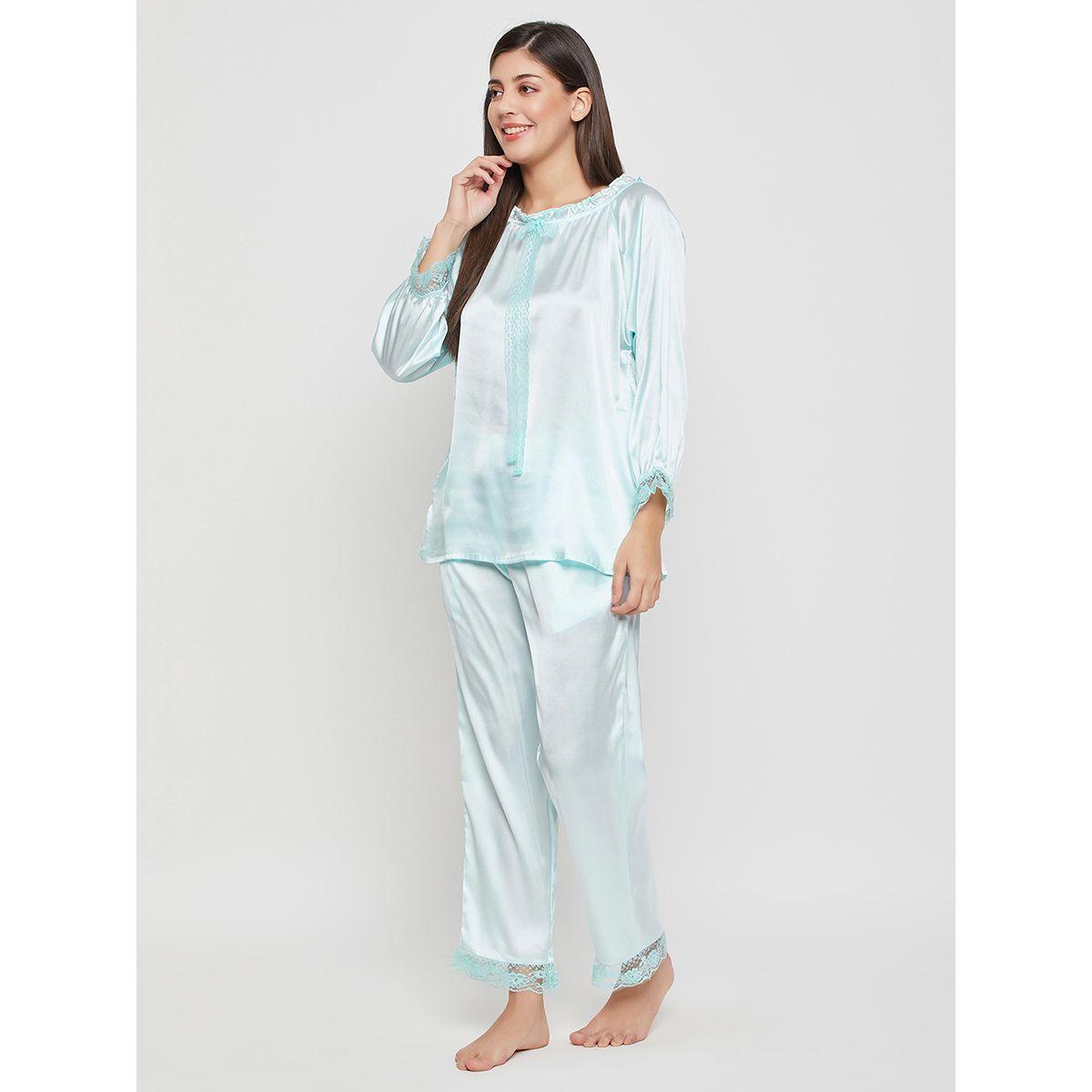 طقم من بنطال بيجاما مع بلوزة ساتان بتفاصيل دانتيل كلوفيا × ستايلي-women-clothing-nightwear-pyjamas-longsets-image-2
