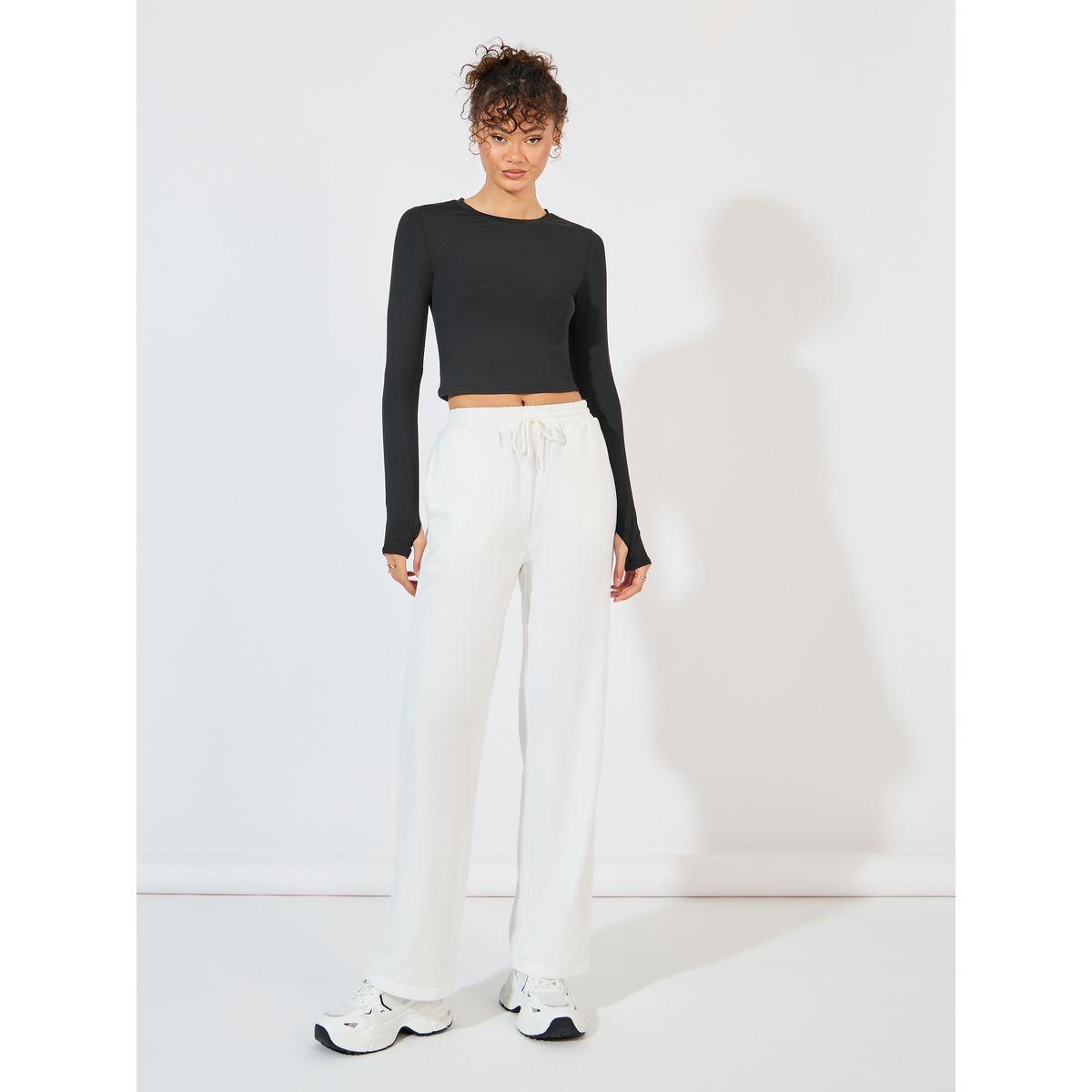 تيشيرت مُجسم بياقة دائرية وأكمام بفتحة ابهام-women-clothing-tshirts-image-2