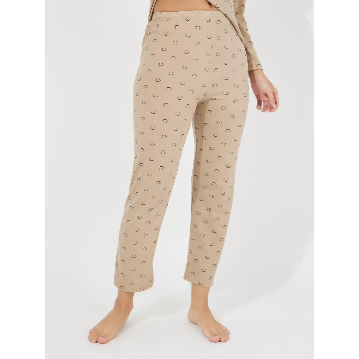 Styli Smile Print Curved Hem Top & Pyjama Set-women-clothing-nightwear-pyjamas-longsets-image-5